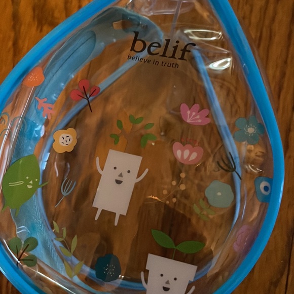 Cute Belif Bag with samples - Picture 3 of 11